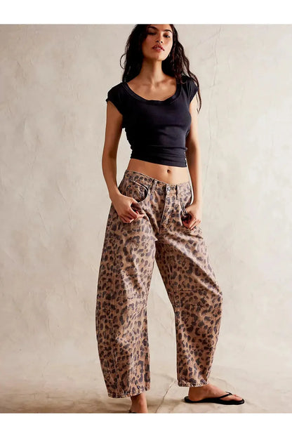 Barrel Jeans with Leopard Pattern