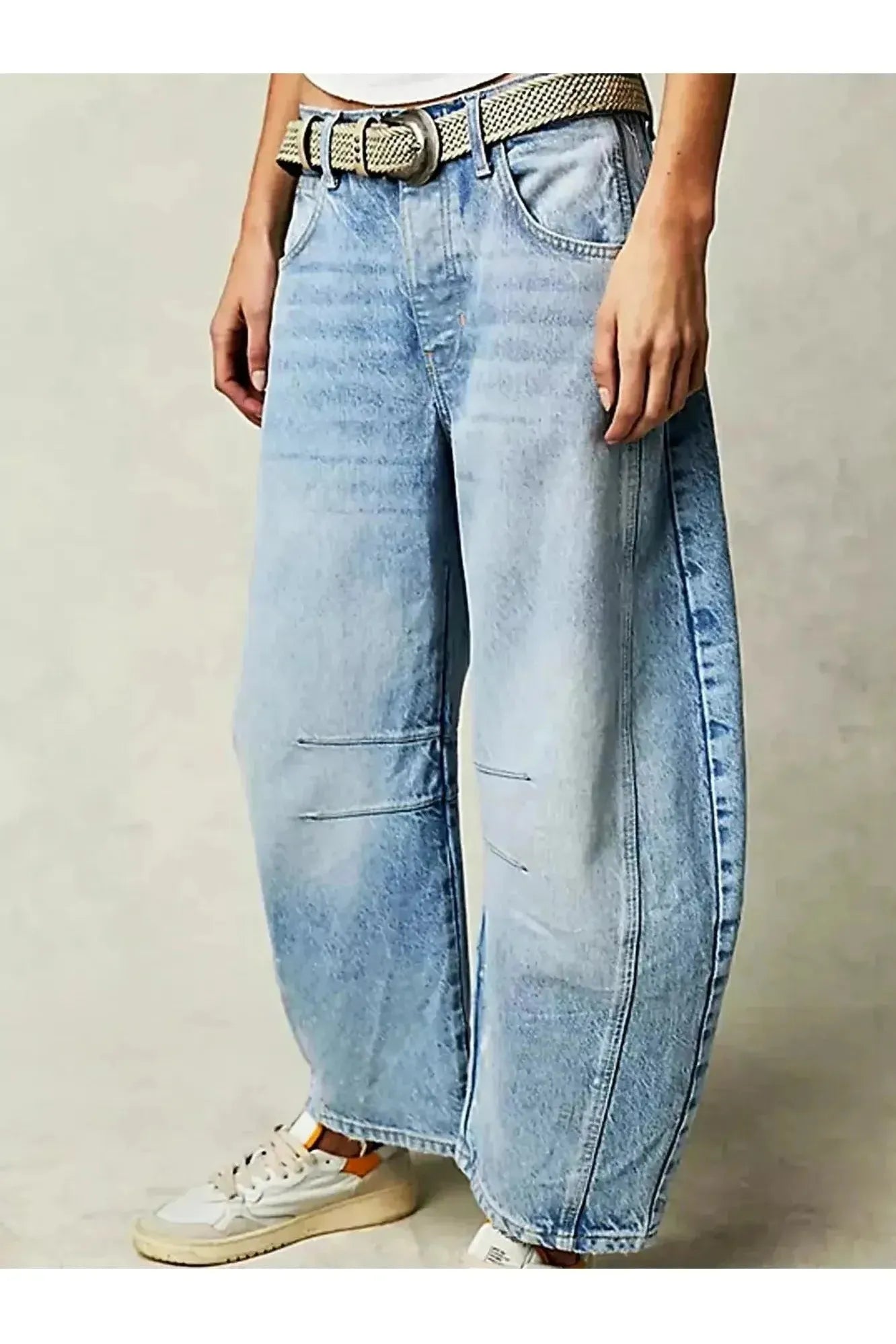 Barrel Jeans with Leopard Pattern